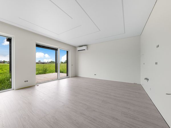Vilniaus r. sav., Karklėnai