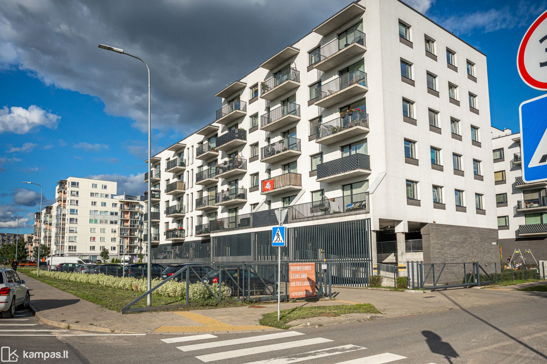 Main Image Vilnius, Pilaitė, Bitėnų g.