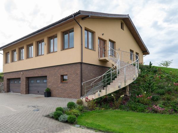 Vilniaus r. sav., Pilikonys