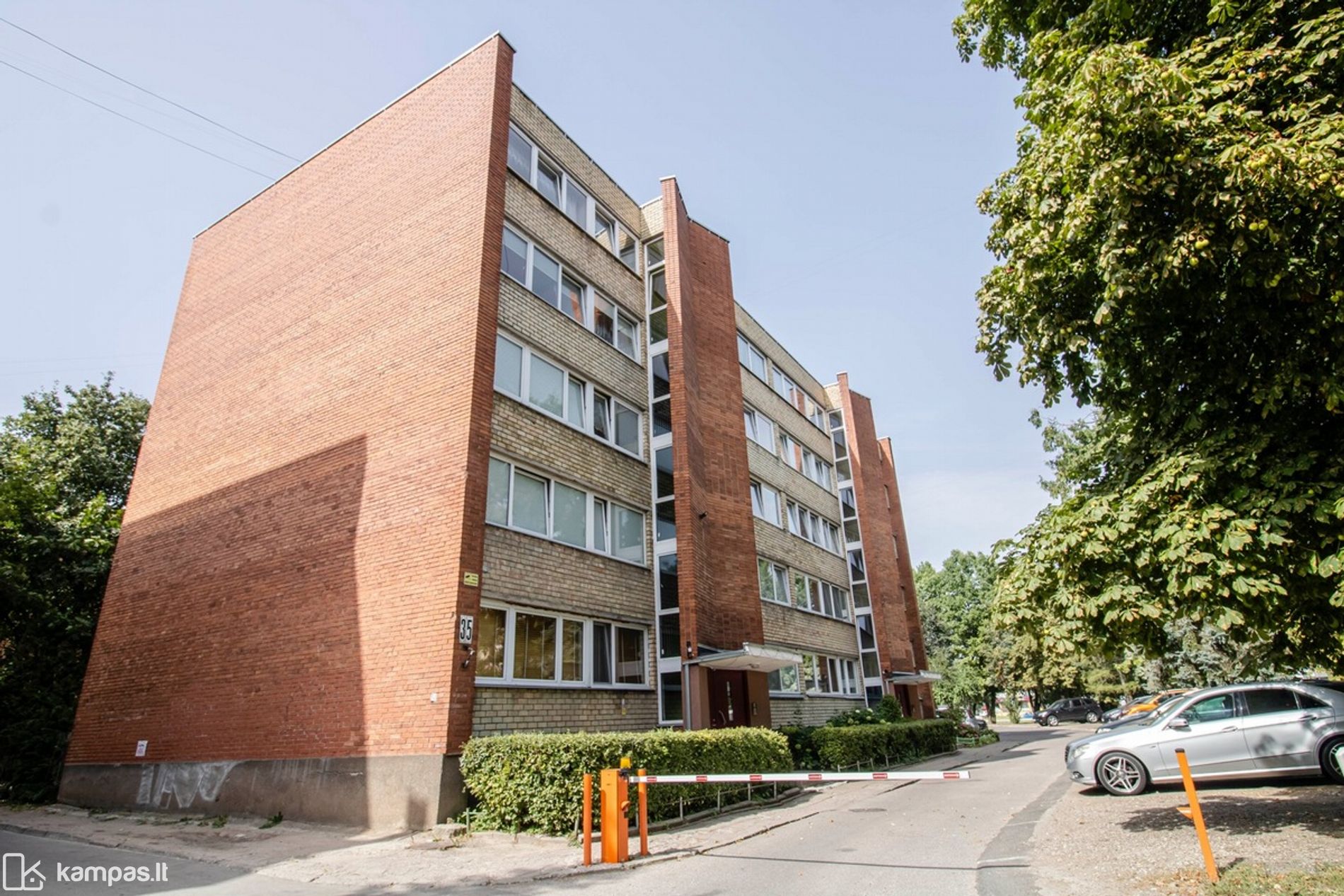 Main Image Kaunas, Žaliakalnis, A. Baranausko g.