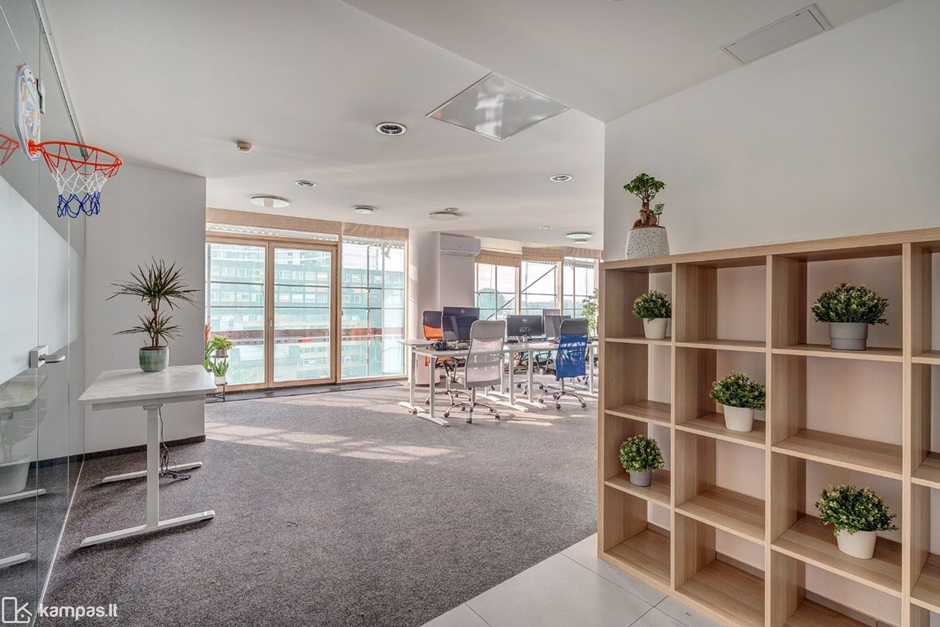 Main Image Vilnius, Šnipiškės, Konstitucijos pr.