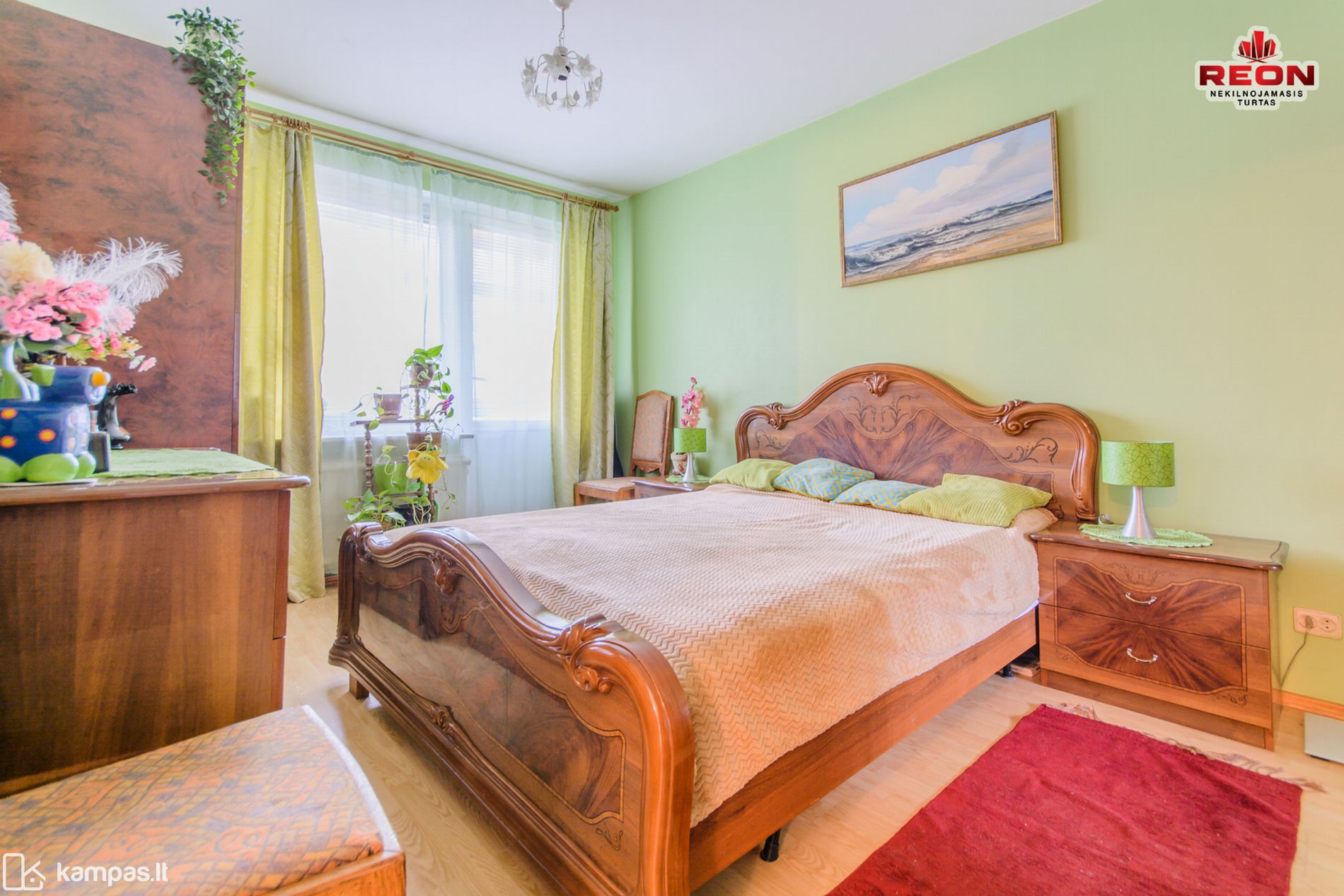 Main Image Vilnius, Karoliniškės, Algimanto Petro Kavoliuko g.