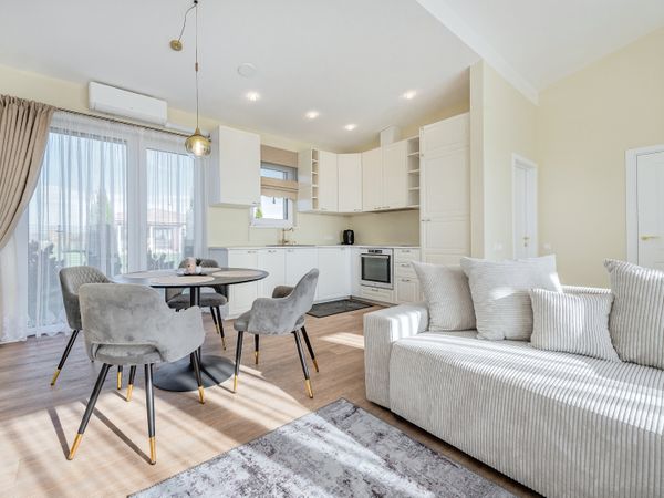 Vilniaus r. sav., Jurkiškės