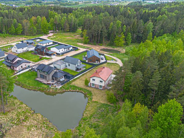 Vilniaus r. sav., Pikutiškės