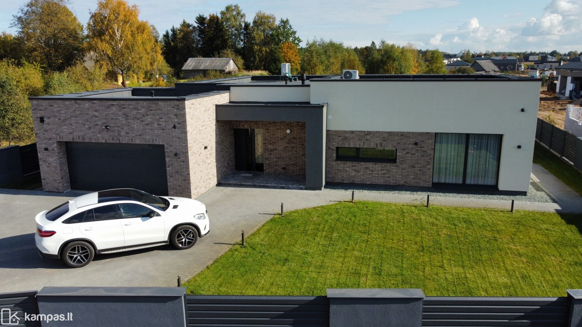 Main Image Vilniaus r. sav., Pikutiškės, Braškių g.