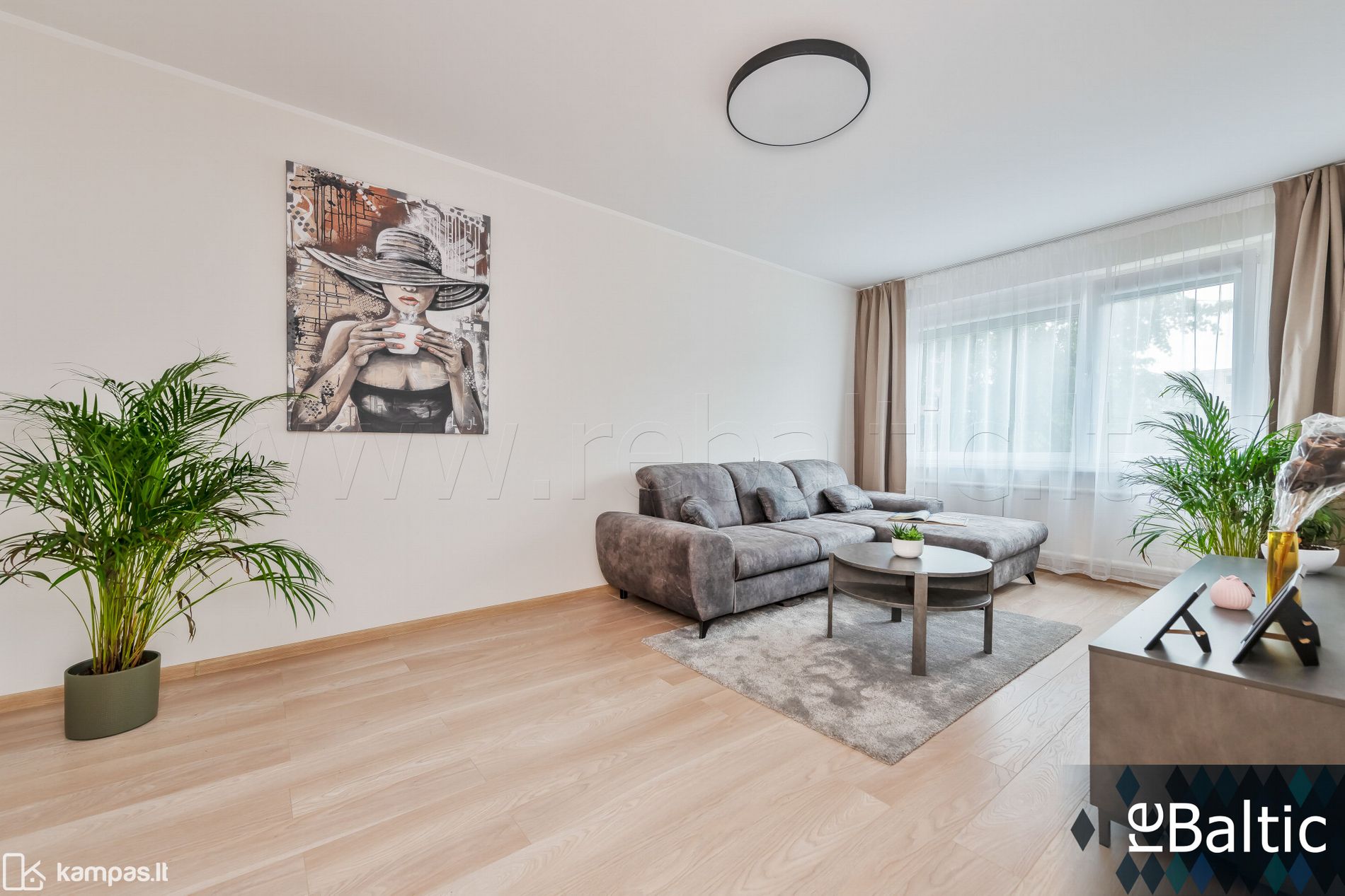 Main Image Vilnius, Karoliniškės, Loretos Asanavičiūtės g.