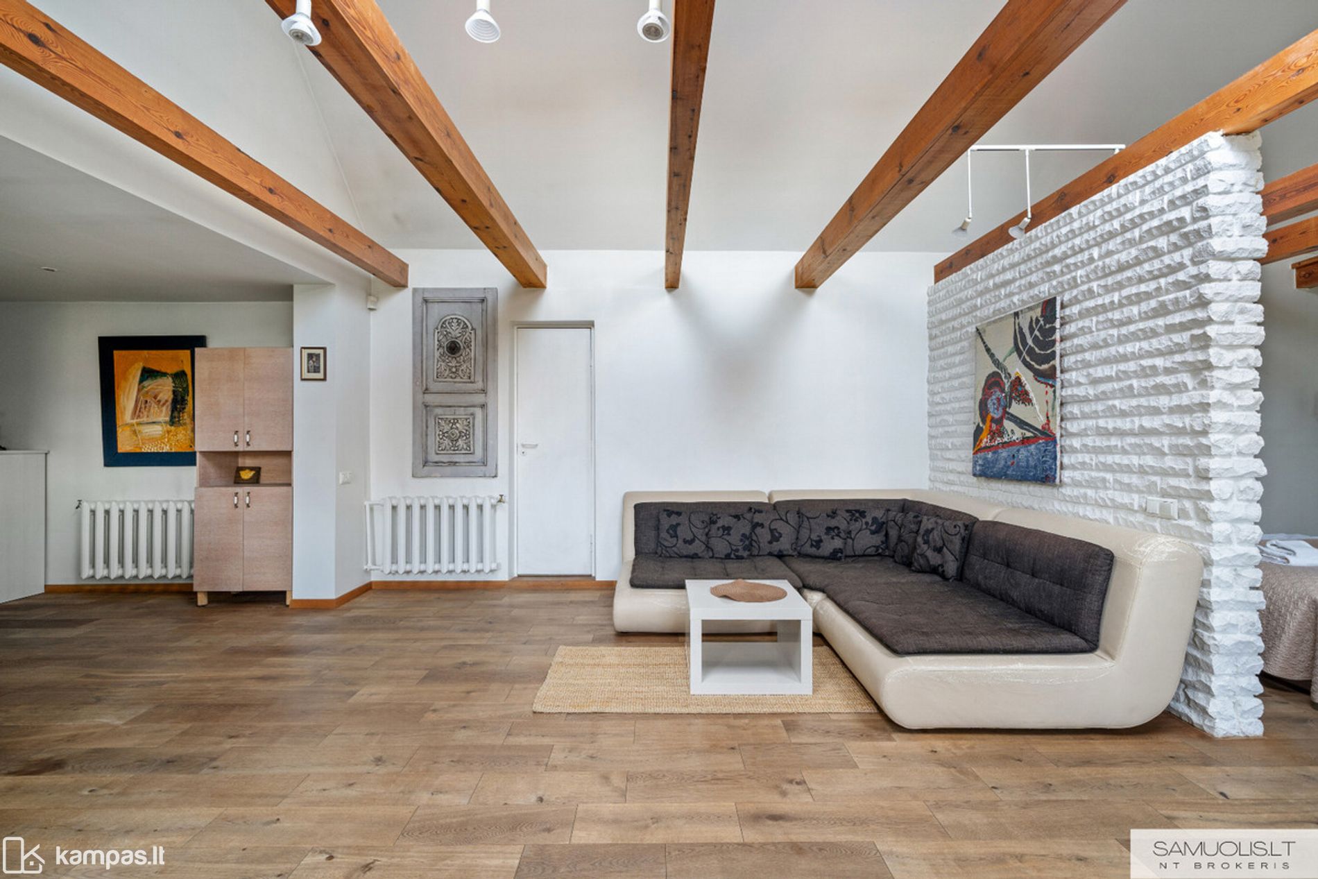 Main Image Vilnius, Senamiestis, Išganytojo g.