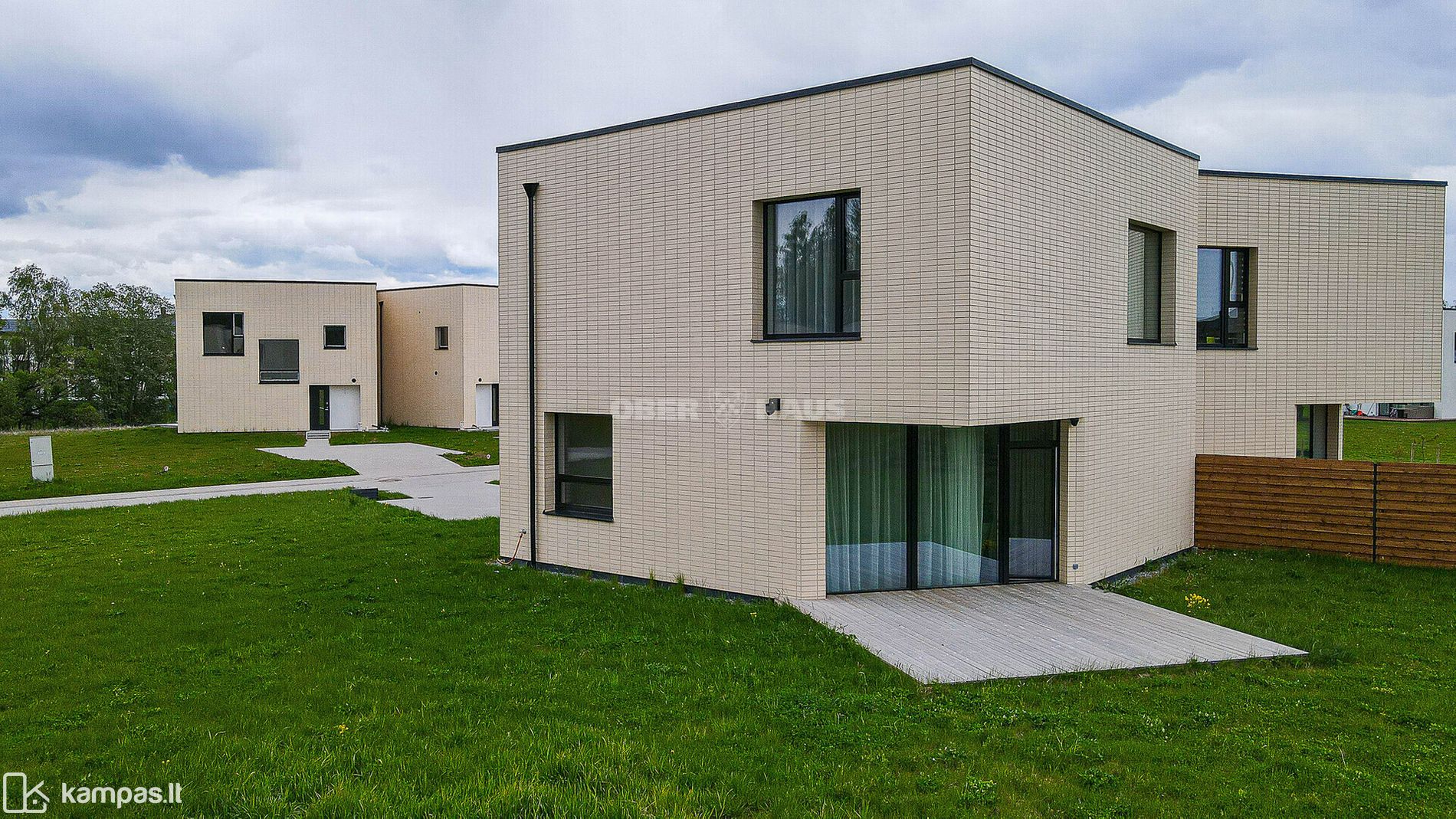 Main Image Vilniaus r. sav., Klevinė, Girių g.