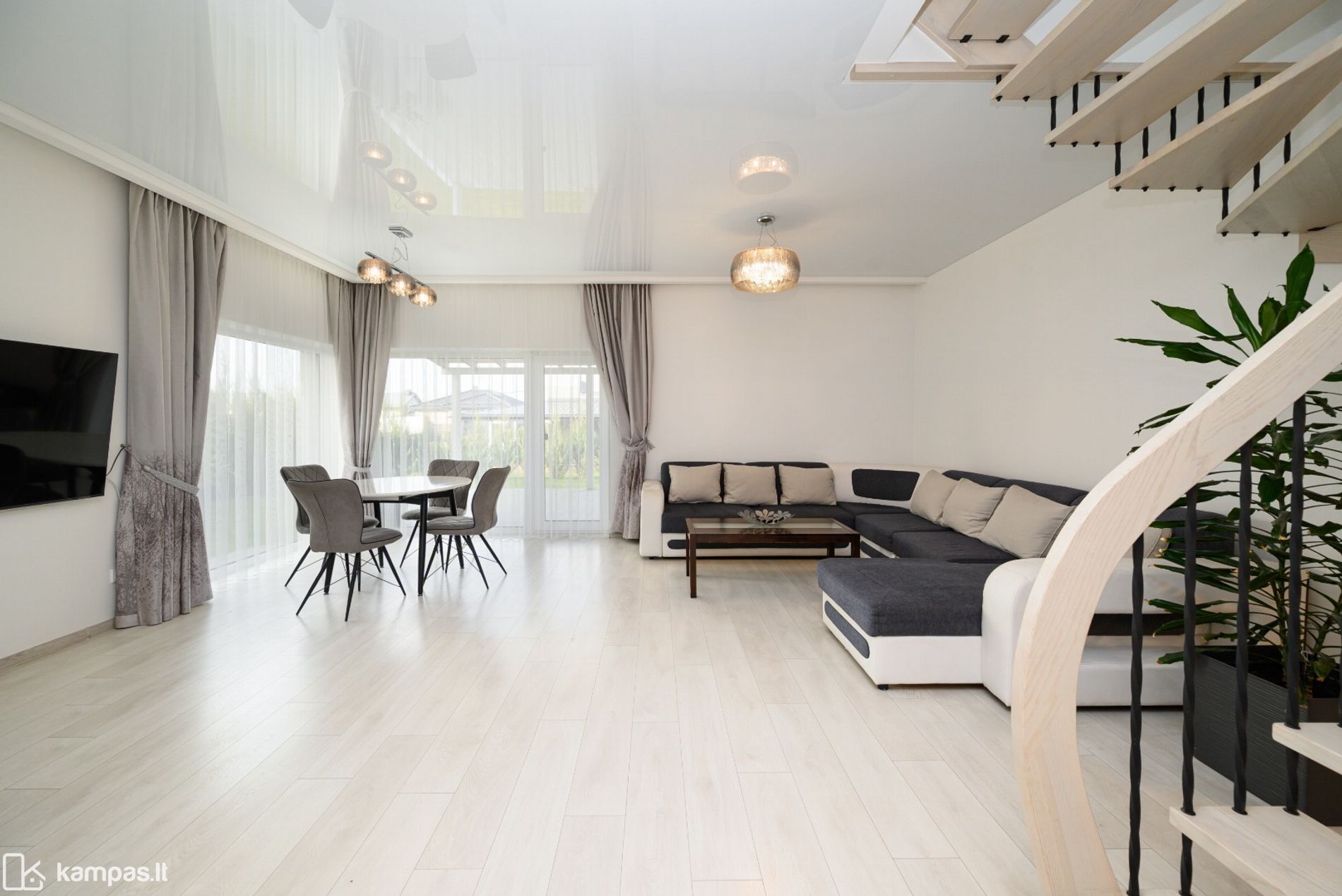 Main Image Kauno r. sav., Šakiai, Seminarijos g.