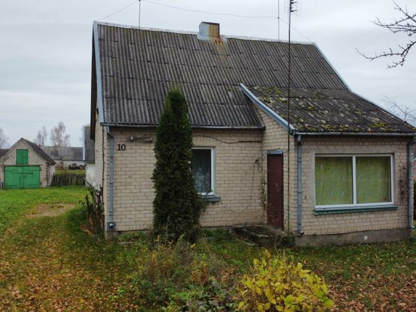 Pakruojo r. sav., Titoniai