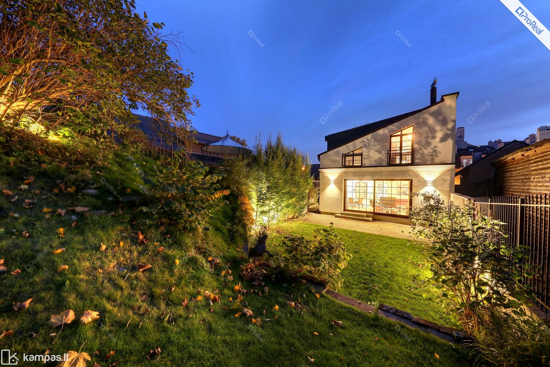 Main Image Vilnius, Užupis, Baltasis skg.