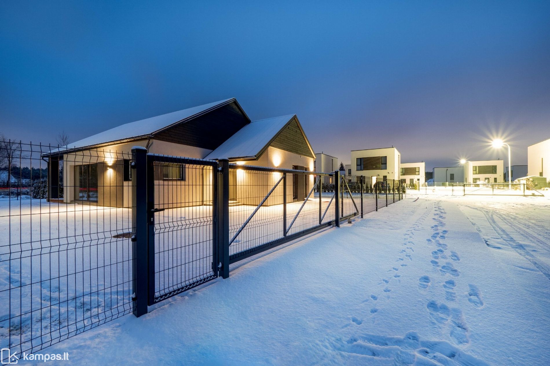 Main Image Vilnius, Balsiai, Valerijono Protasevičiaus g.