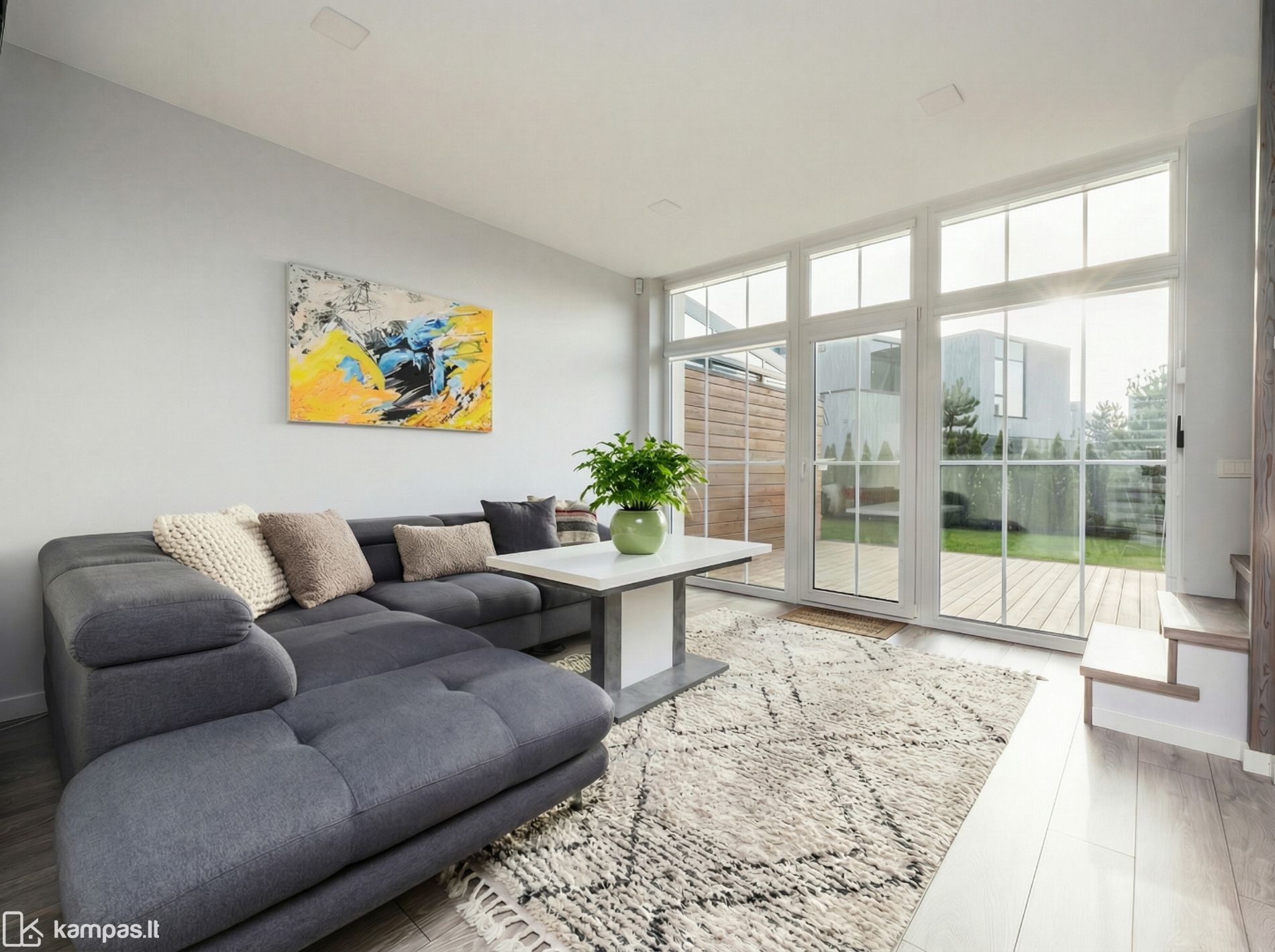 Main Image Kunigiškės, Savanorių g.