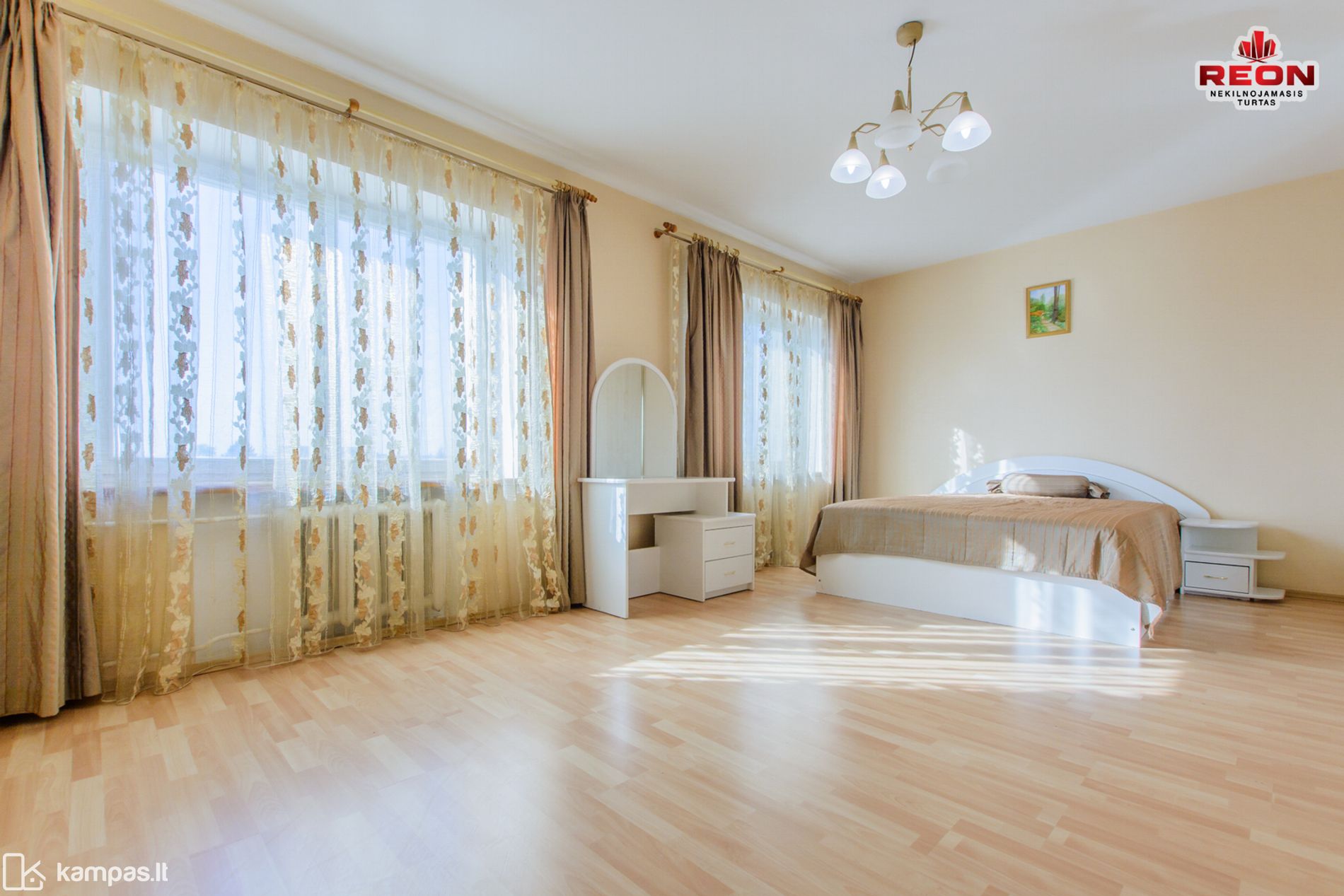 Main Image Vilnius, Pilaitė, Bitėnų g.