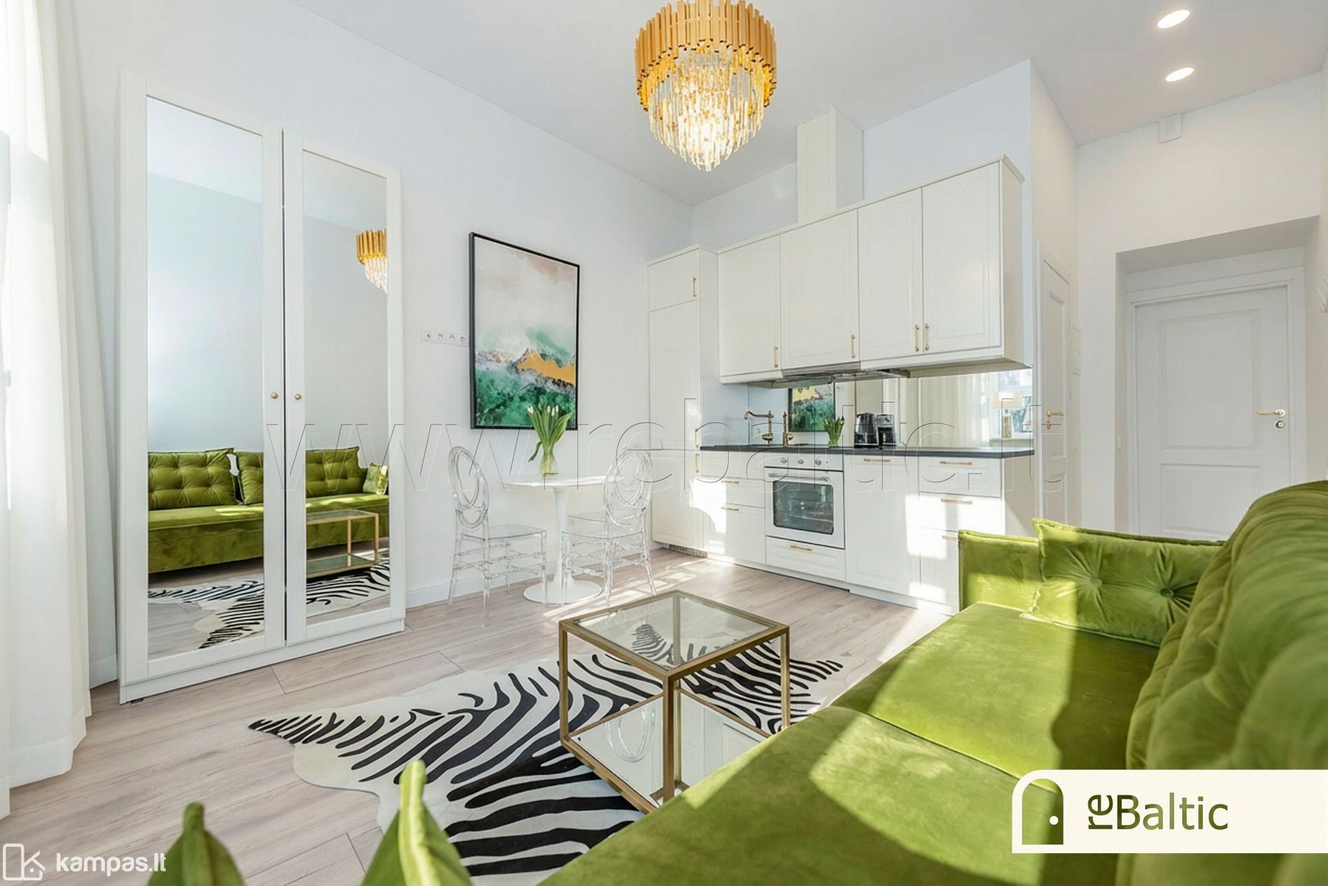 Main Image Vilnius, Senamiestis, J. Basanavičiaus g.