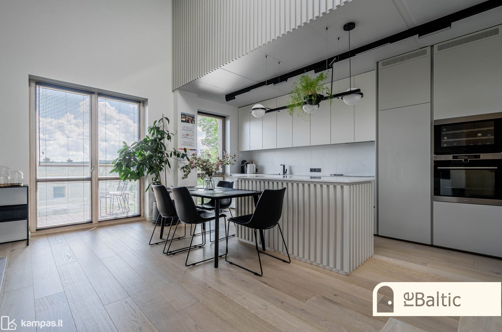 Main Image Vilnius, Užupis, Kreivasis skg.