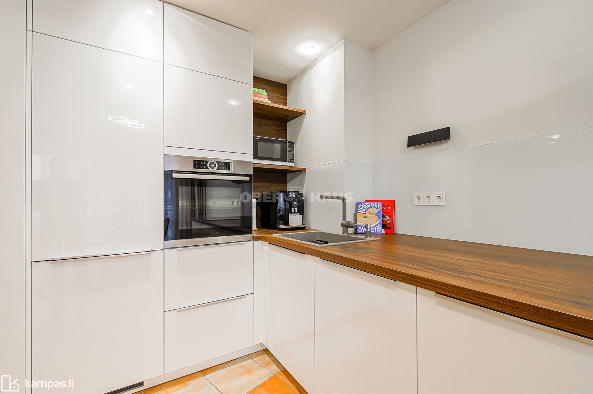 Main Image Vilnius, Šnipiškės, Konstitucijos pr.