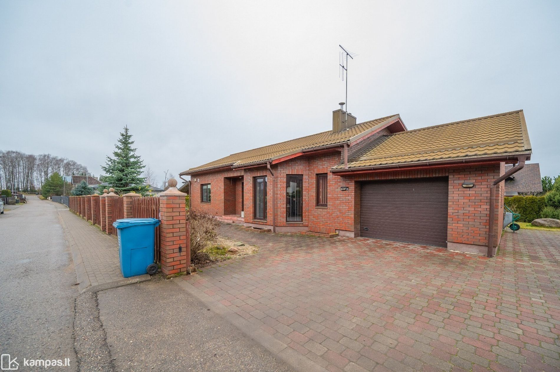 Main Image Vilniaus r. sav., Raisteniškės, Raisteniškių g.