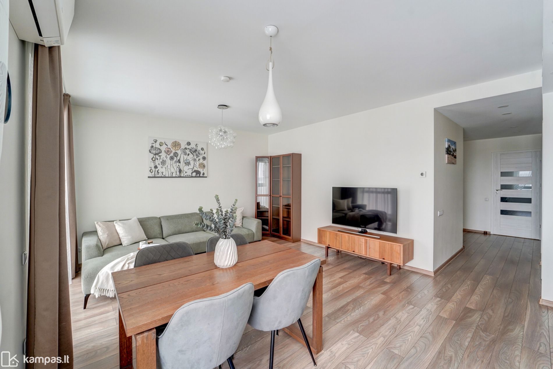 Main Image Vilnius, Pilaitė, Įsruties g.