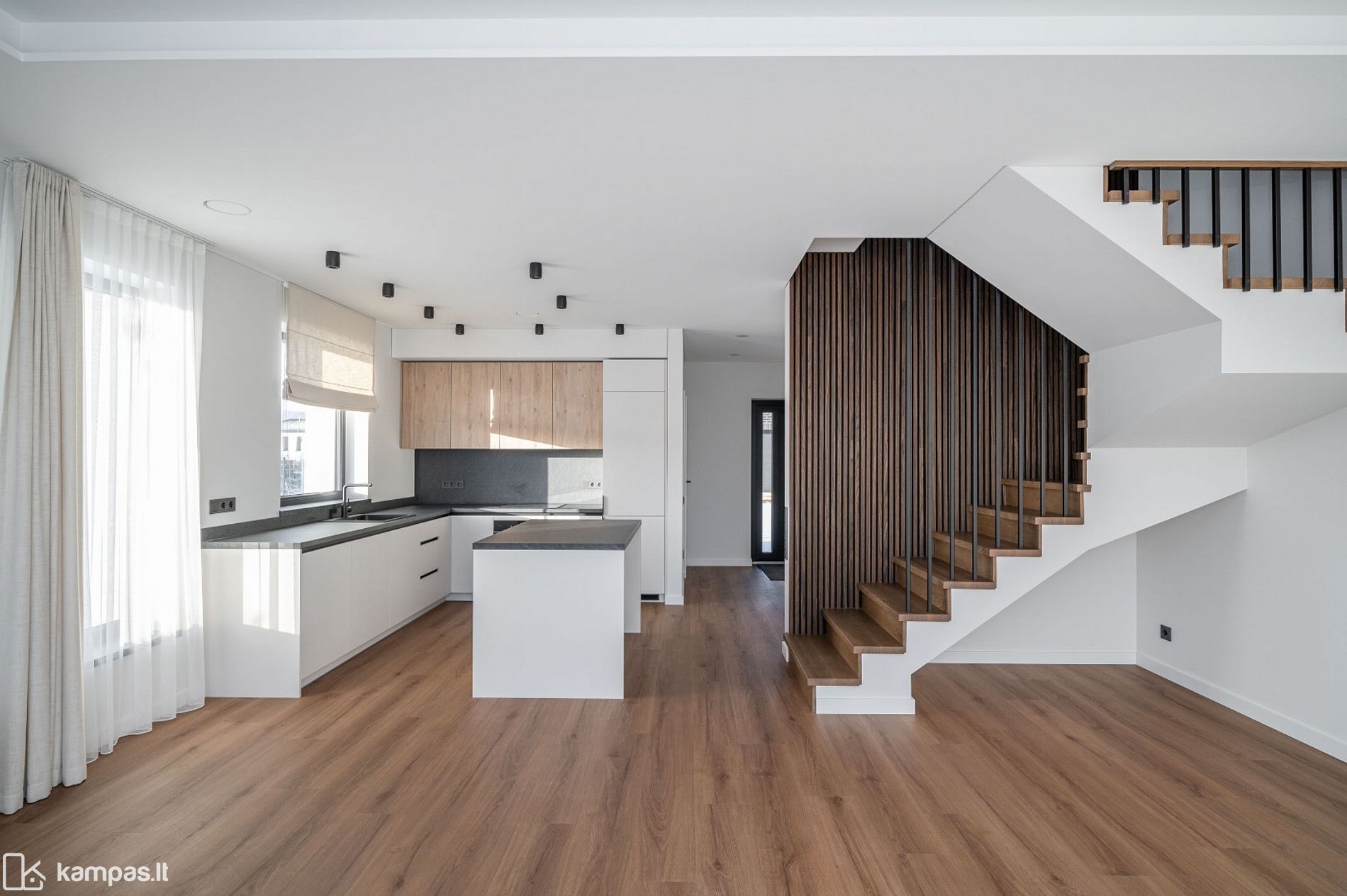 Main Image Vilniaus r. sav., Gilužiai, Perkūno g.