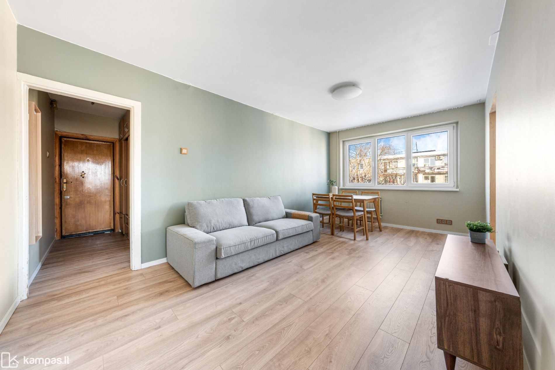 Main Image Vilnius, Žirmūnai, Minties g.