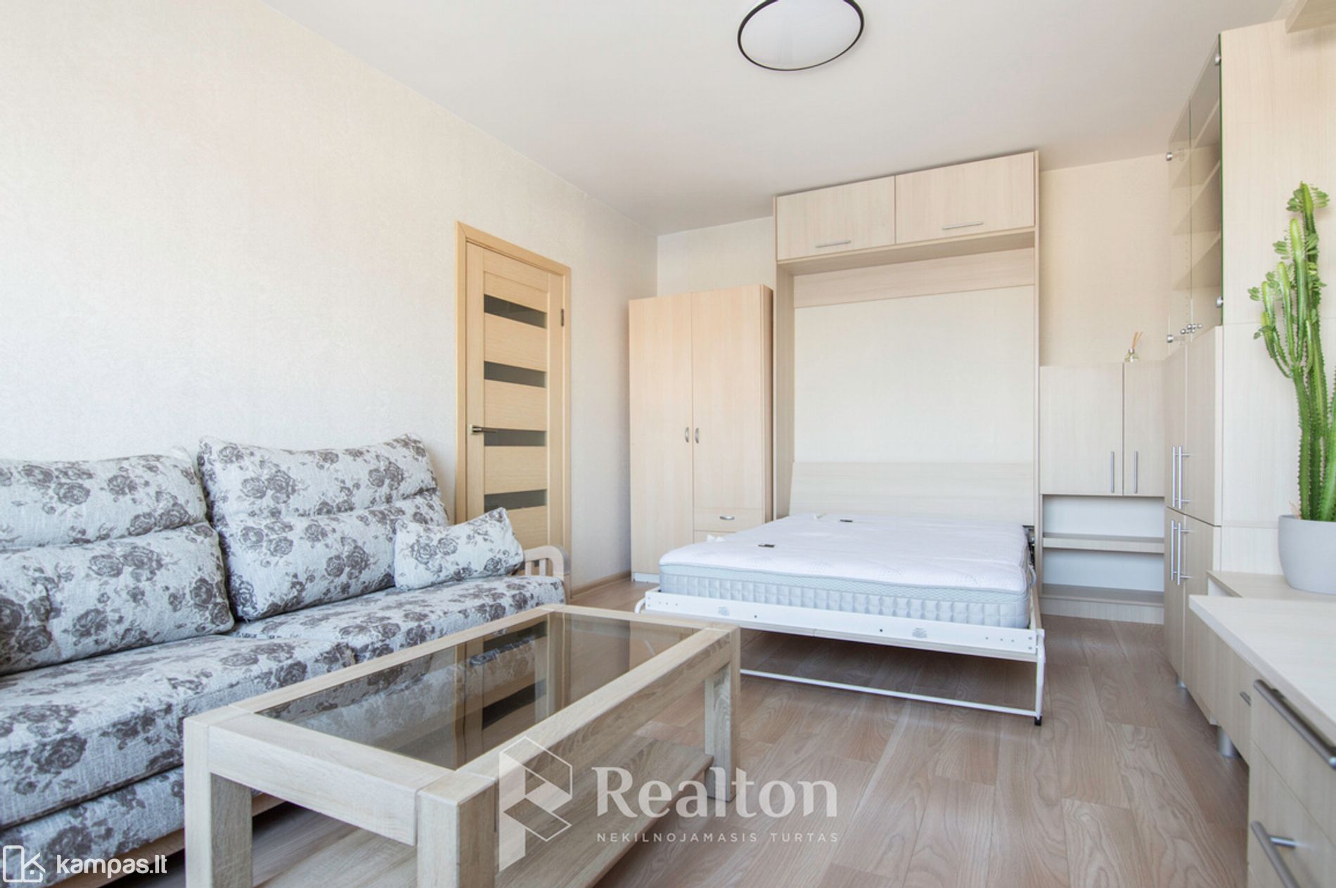 Main Image Vilnius, Pilaitė, Papilėnų g.