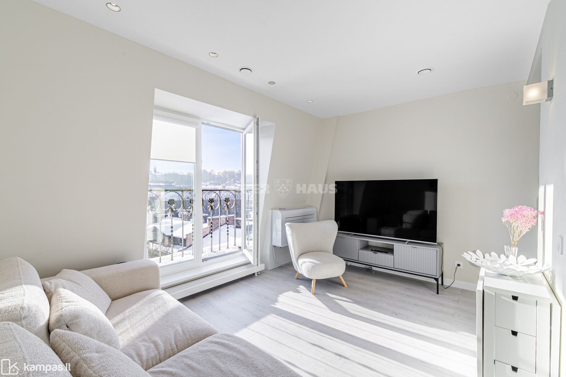 Main Image Vilnius, Senamiestis, Gedimino pr.