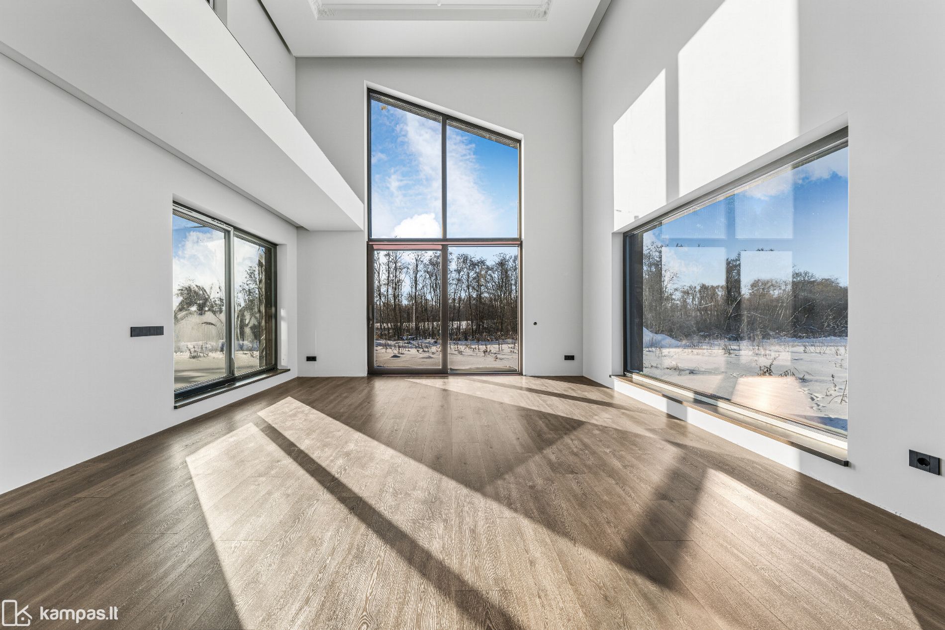 Main Image Vilniaus r. sav., Raudondvaris, Švenčionių g.