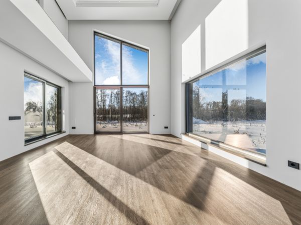 Vilniaus r. sav., Raudondvaris