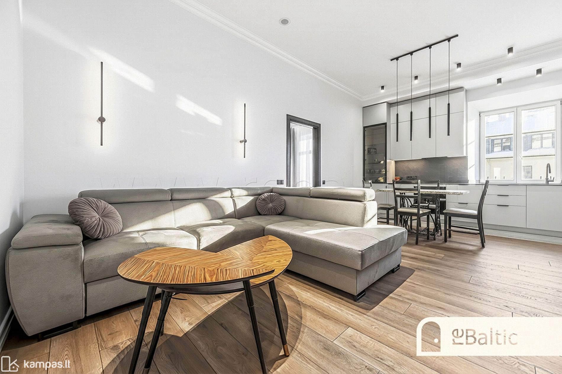 Main Image Vilnius, Senamiestis, Subačiaus g.