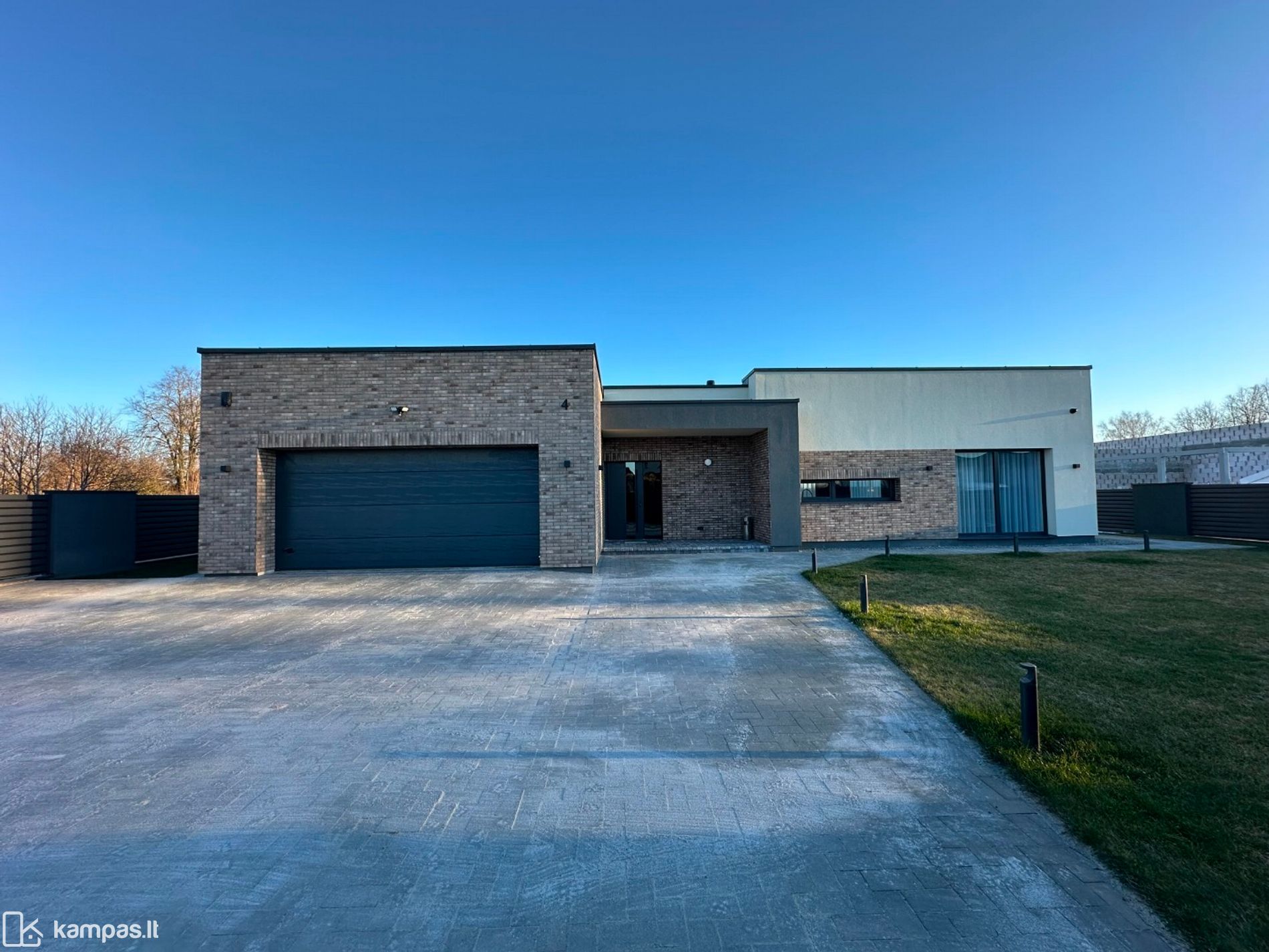 Main Image Vilniaus r. sav., Pikutiškės, Braškių g.