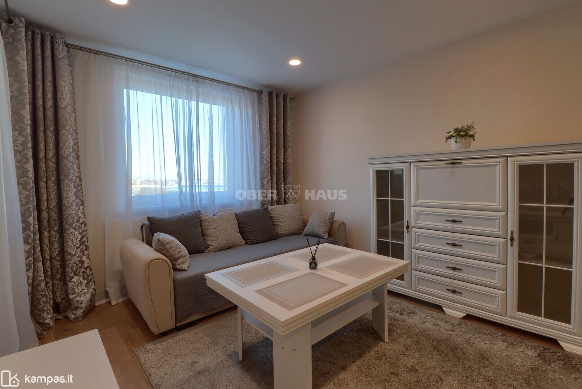 Main Image Klaipėda, Centras, Taikos pr.