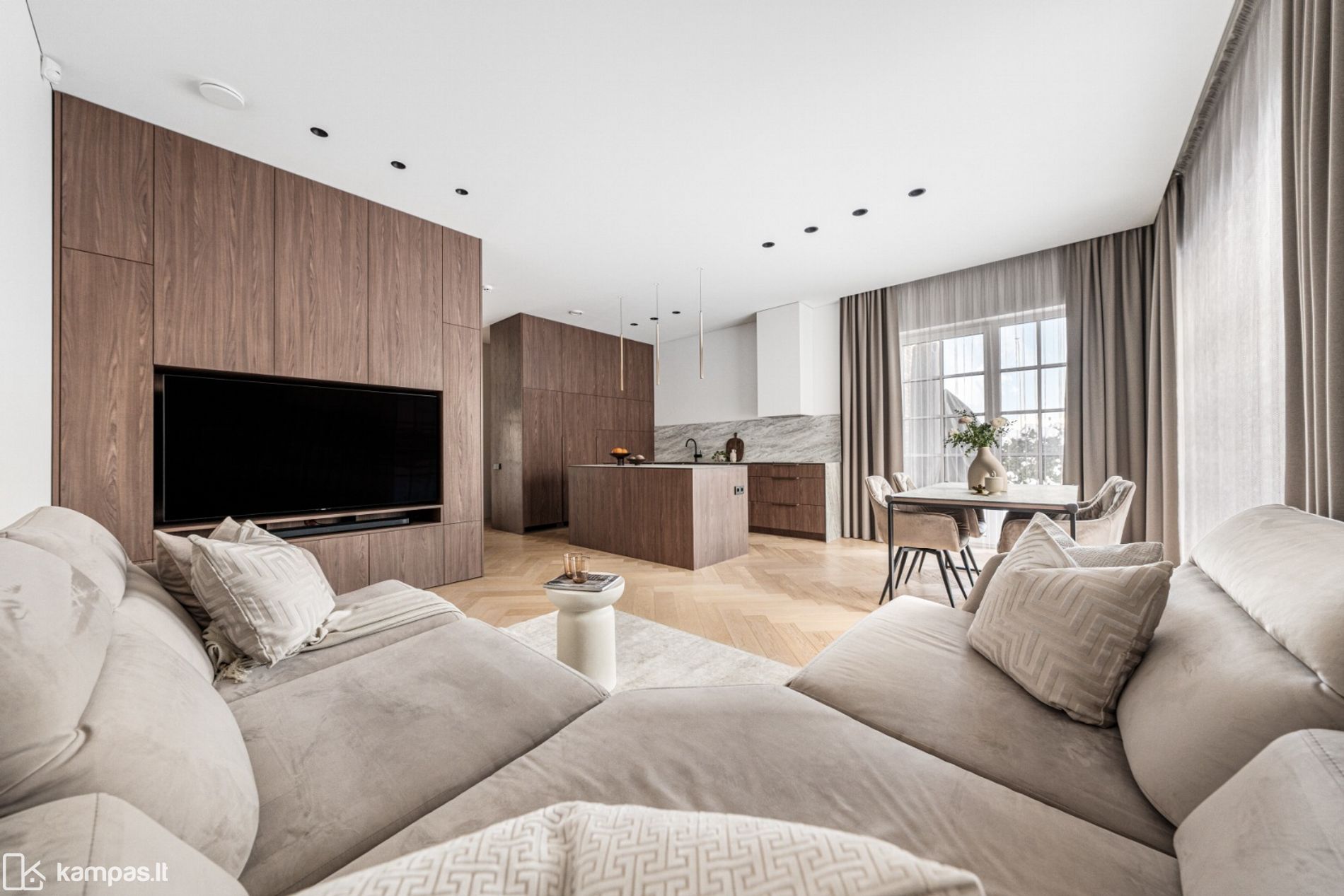 Main Image Vilniaus r. sav., Didžiasalis, Šv. Antano g.