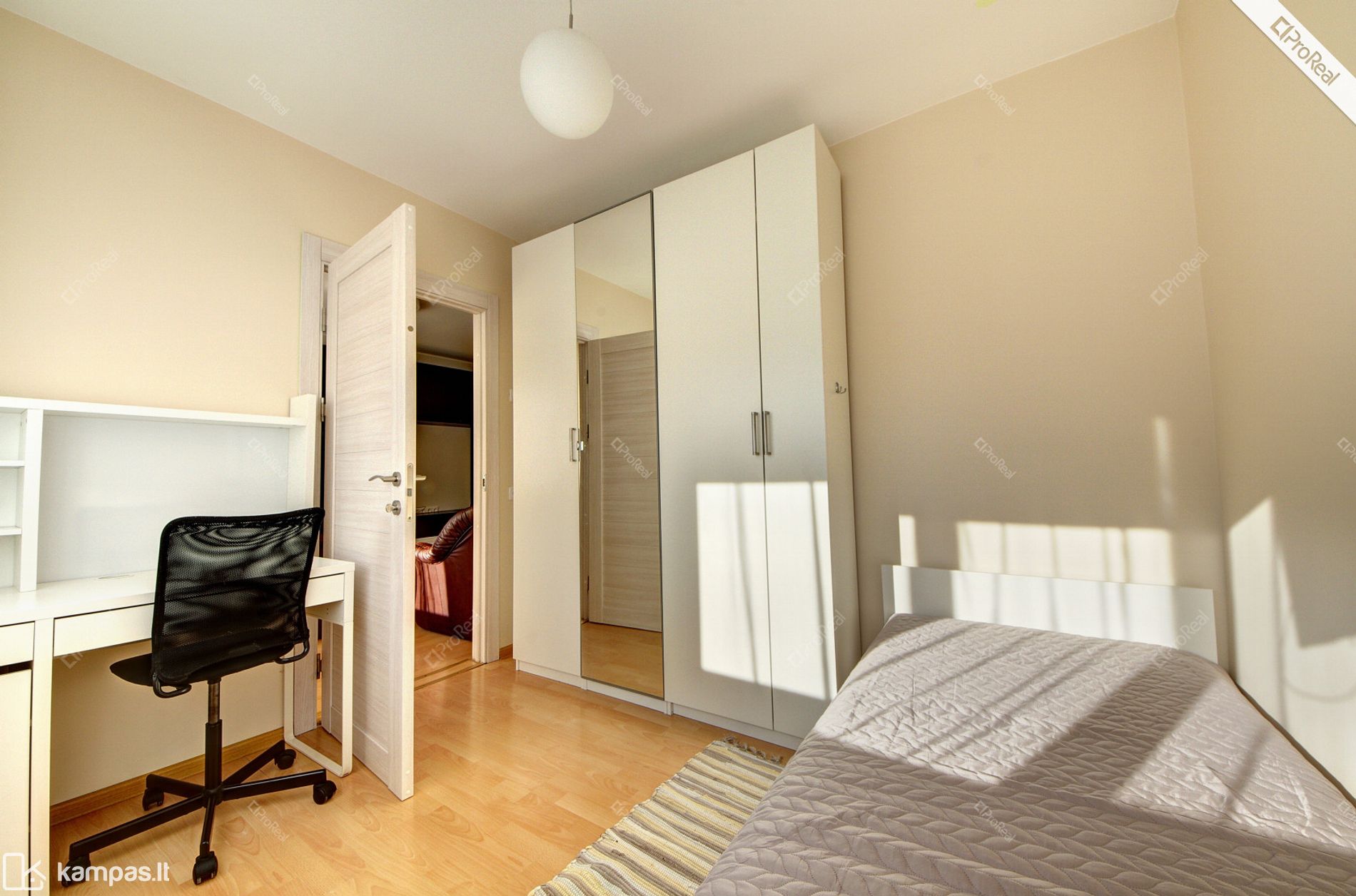 Main Image Vilnius, Žirmūnai, Minties g.