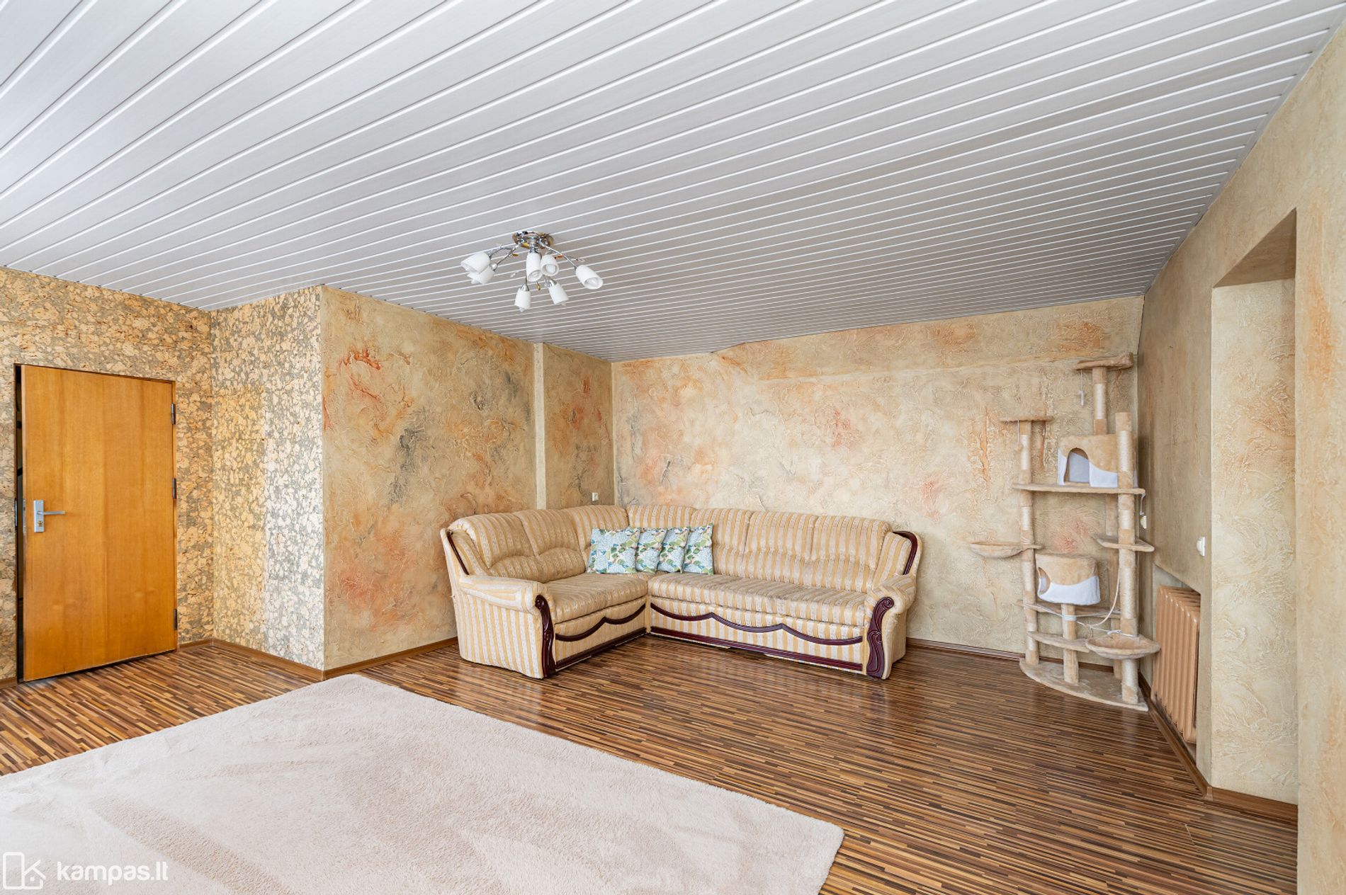 Main Image Kauno r. sav., Garliava, M. Valančiaus g.