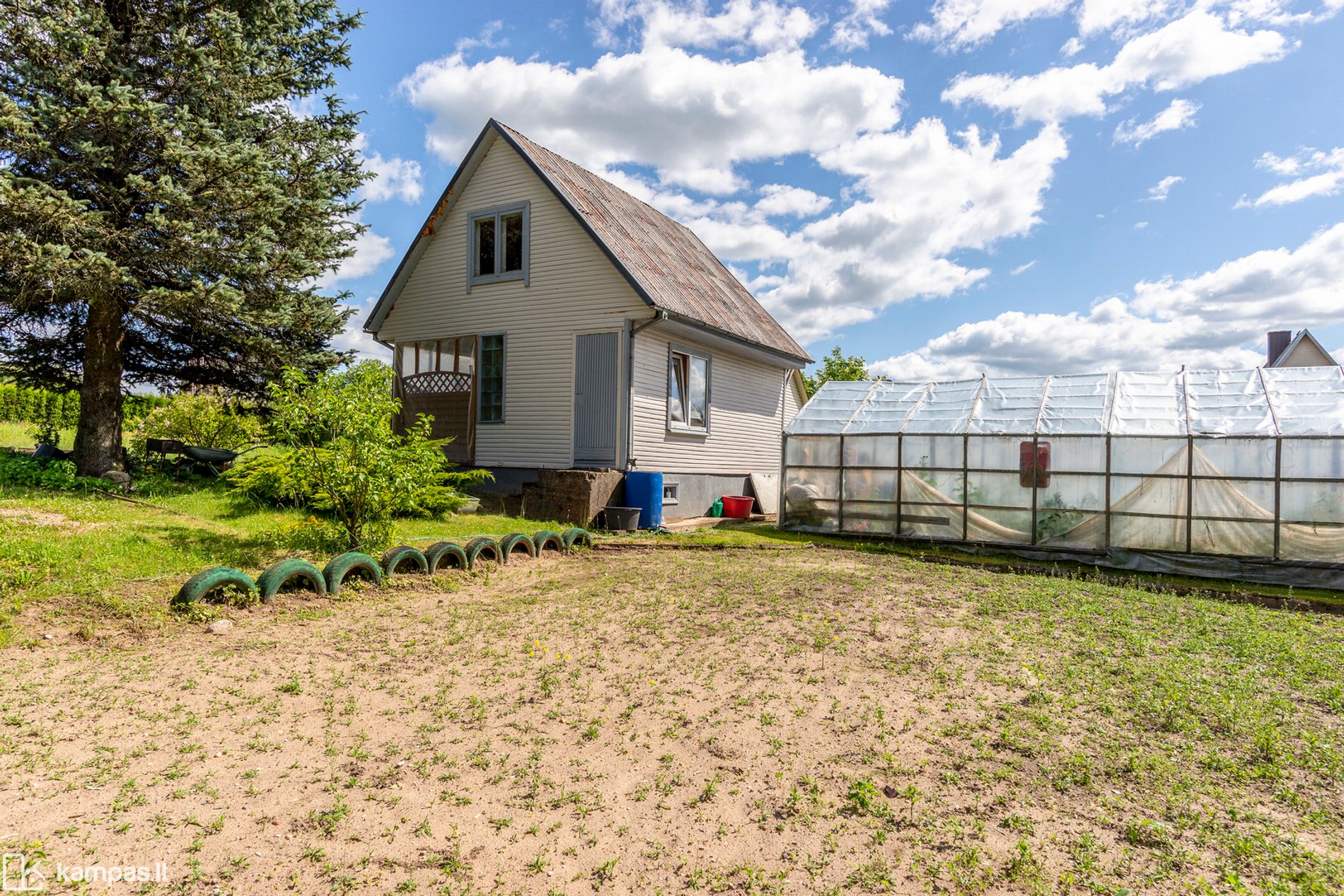 Main Image Utenos r. sav., Vosgėliai, Lakštingalų g.