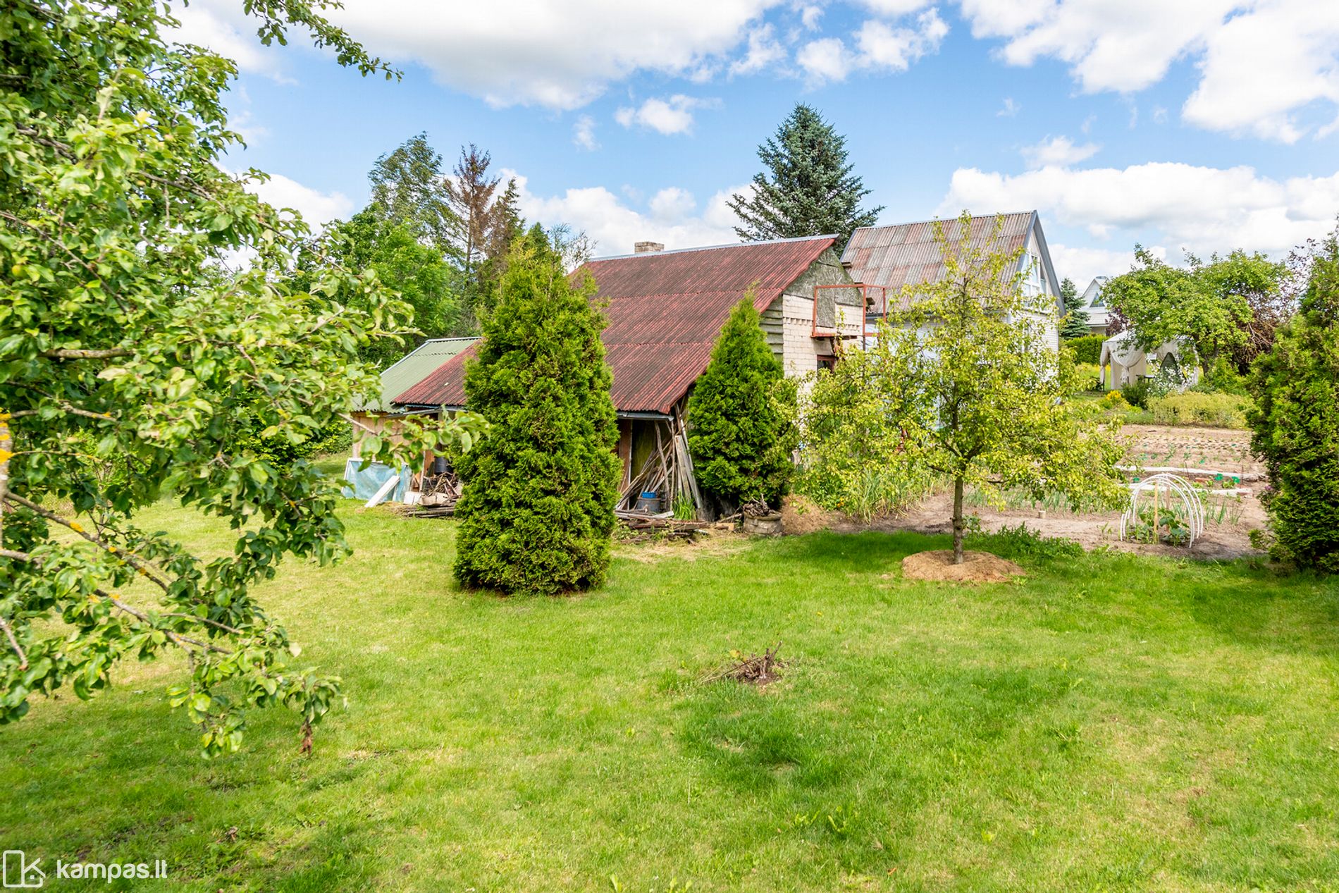 Main Image Utenos r. sav., Vosgėliai, Lakštingalų g.