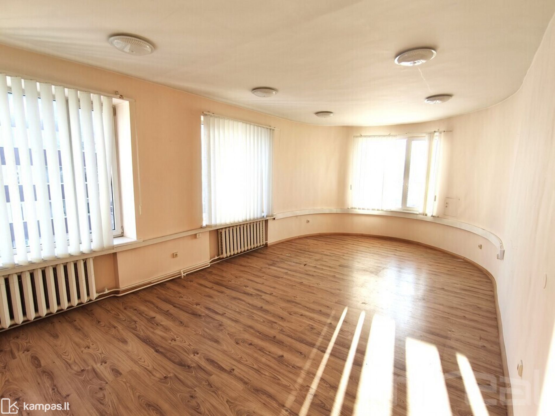 Main Image Utenos r. sav., Utena, Maironio g.