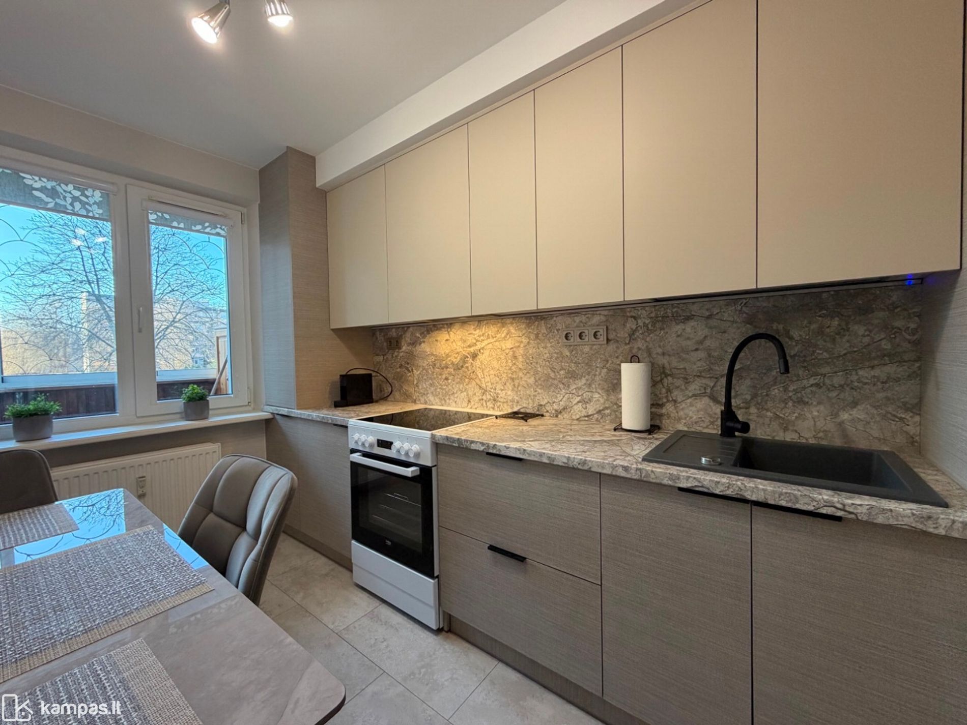 Main Image Kauno r. sav., Domeikava, Neries g.