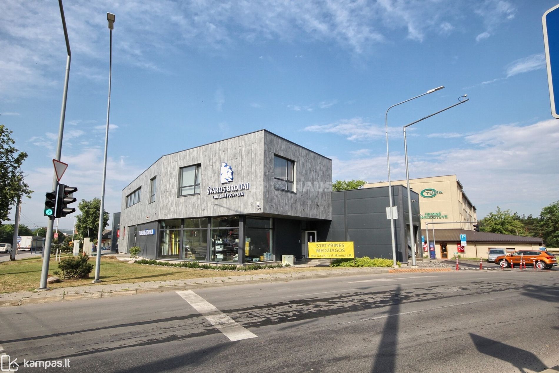 Main Image Vilnius, Žemieji Paneriai, Savanorių pr.