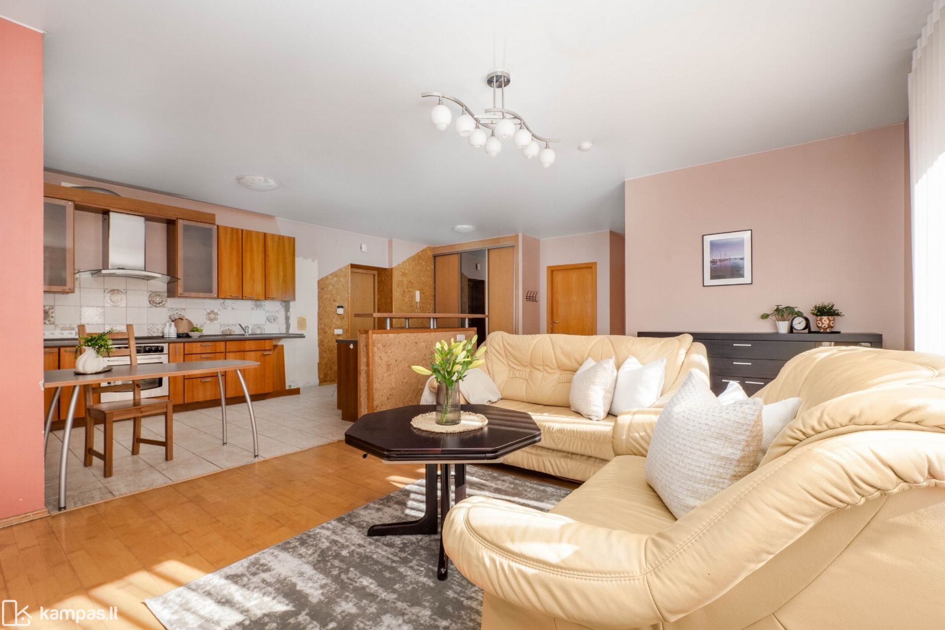 Main Image Vilnius, Pašilaičiai, Laisvės pr.