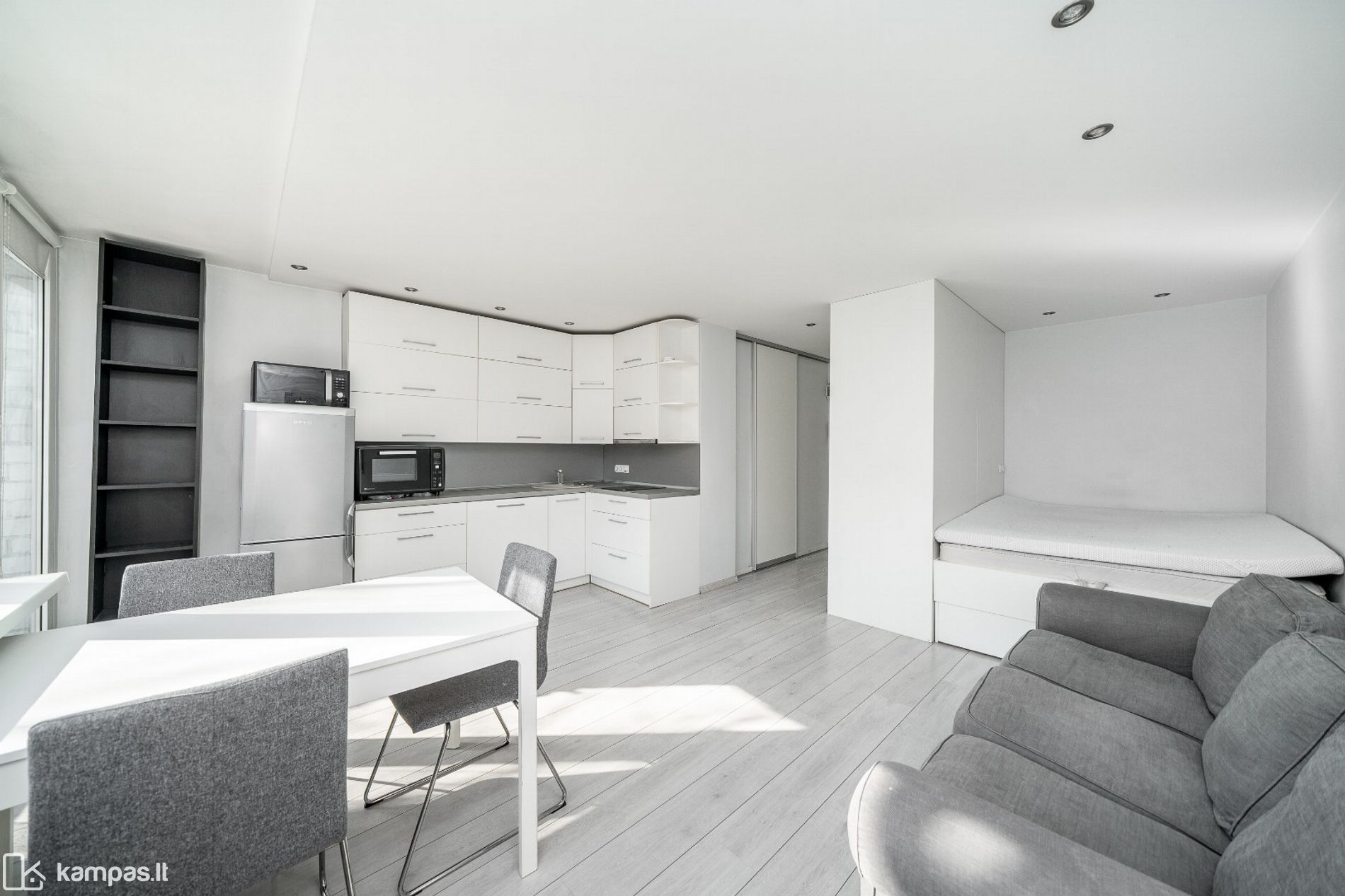 Main Image Vilnius, Žirmūnai, Apkasų g.