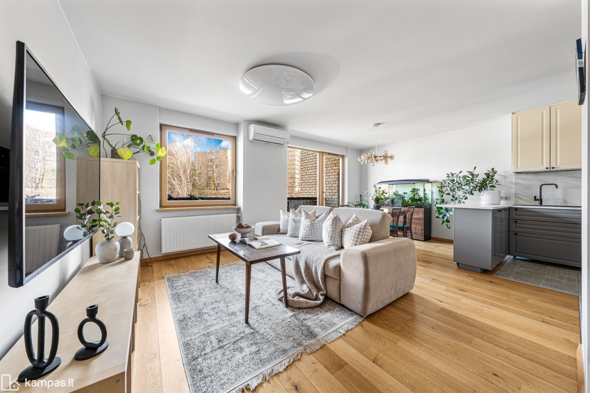 Main Image Vilnius, Filaretai, Peteliškių g.