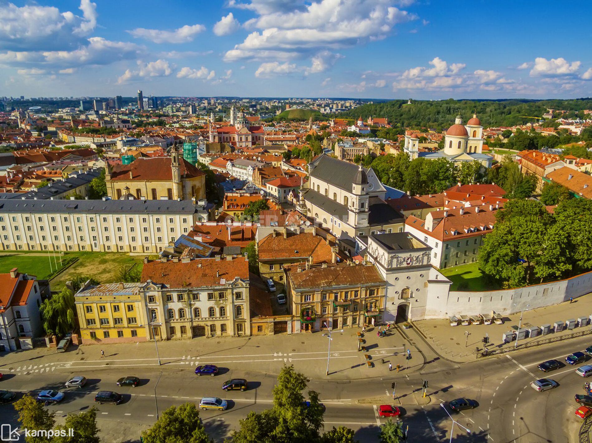 Main Image Vilnius, Senamiestis, Aušros Vartų g.