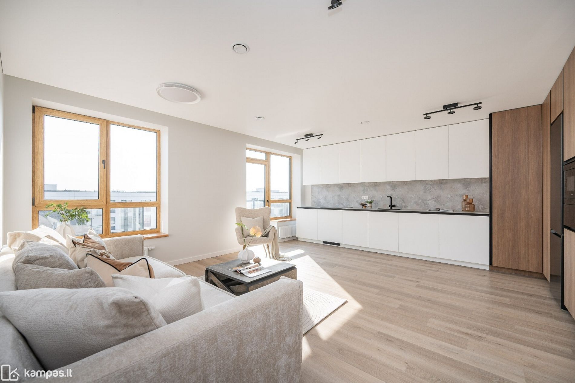 Main Image Vilnius, Žirmūnai, Verkių g.