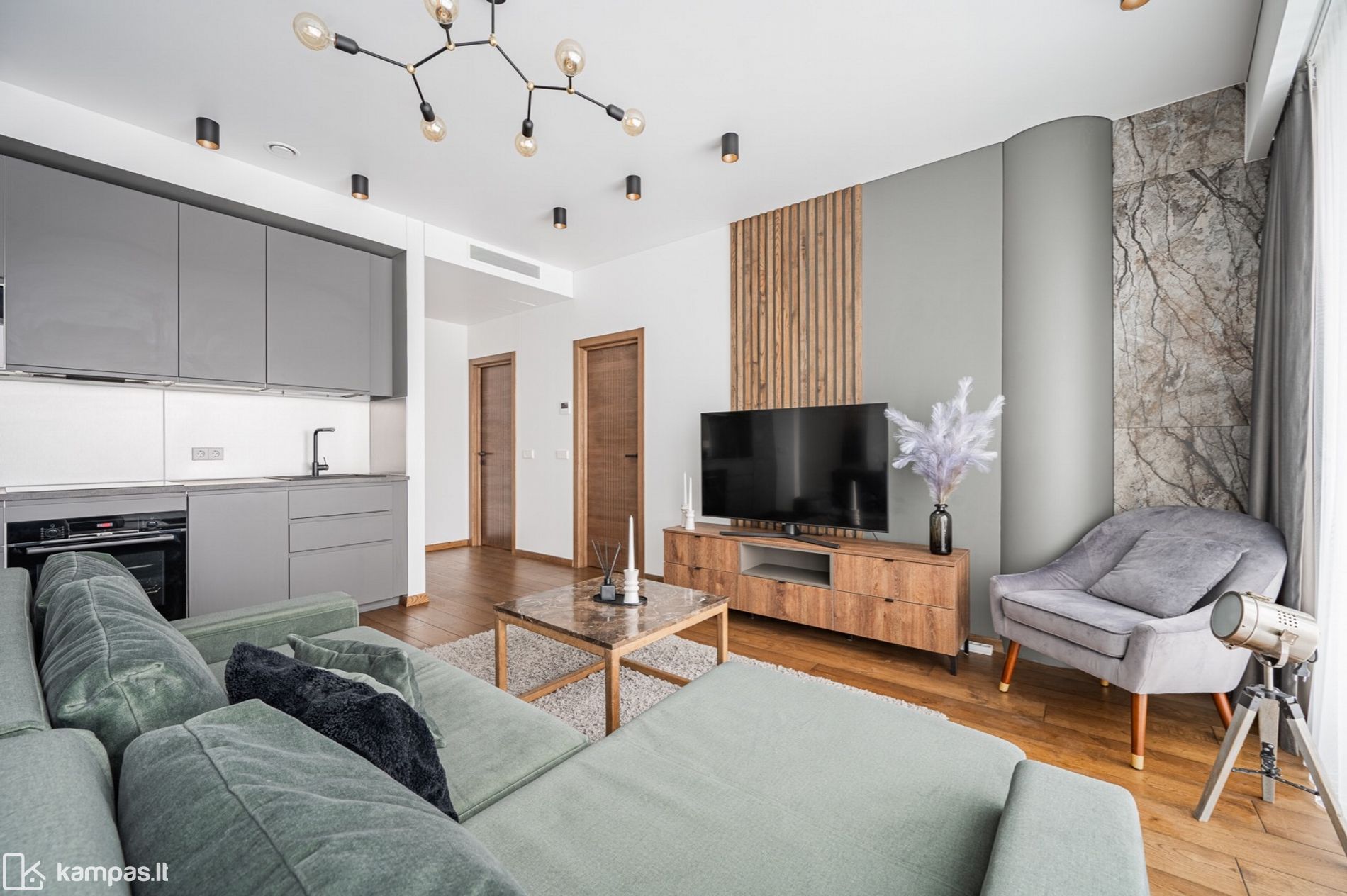 Main Image Vilnius, Šnipiškės, Konstitucijos pr.