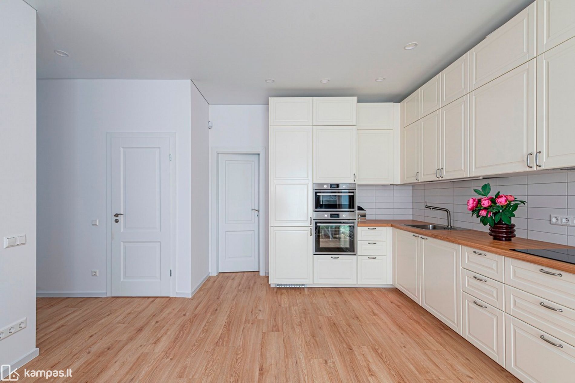 Main Image Kaunas, Romainiai, Kaimelės g.