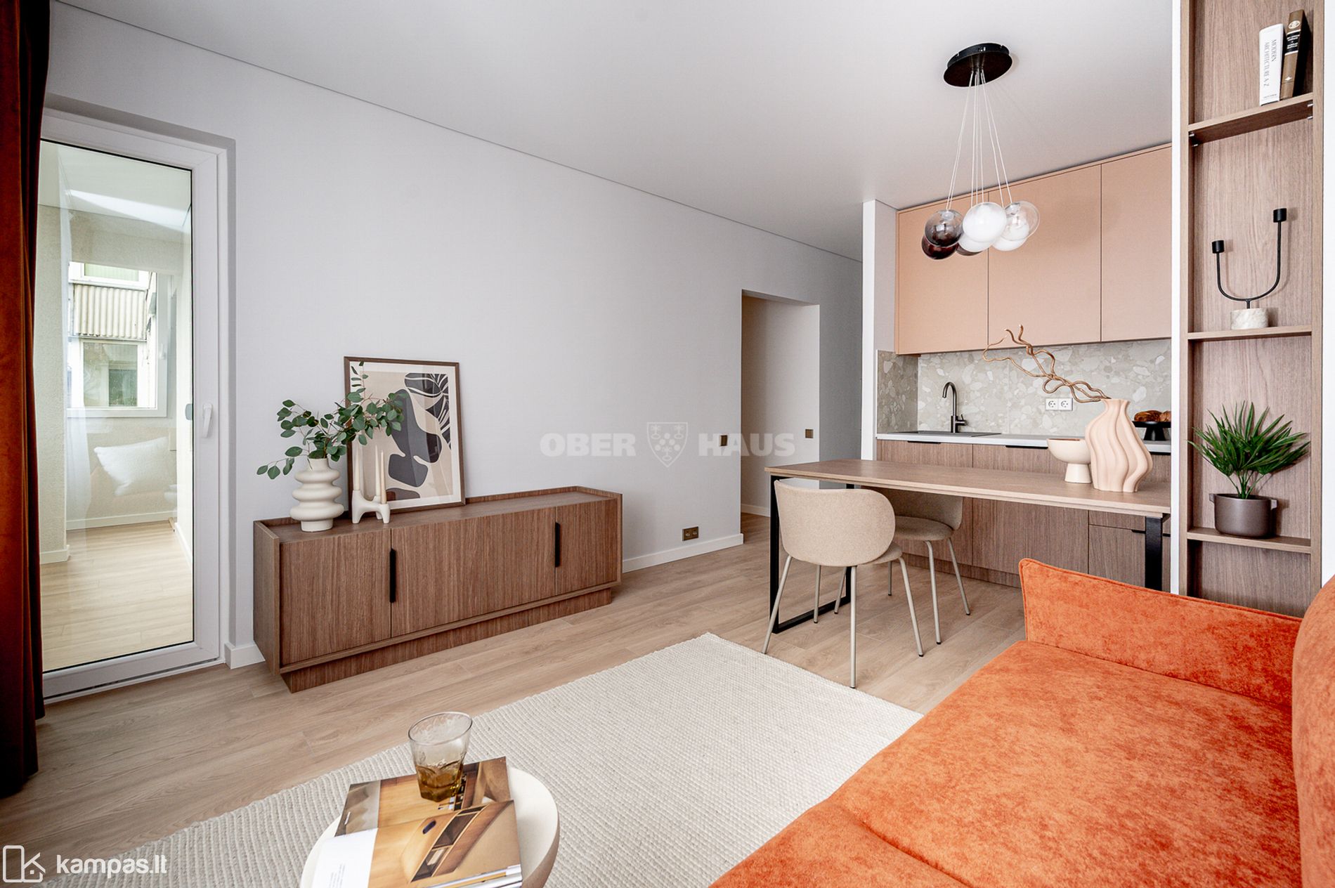 Main Image Vilnius, Pašilaičiai, Medeinos g.