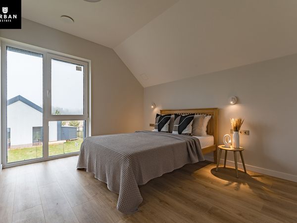 Vilniaus r. sav., Pikutiškės