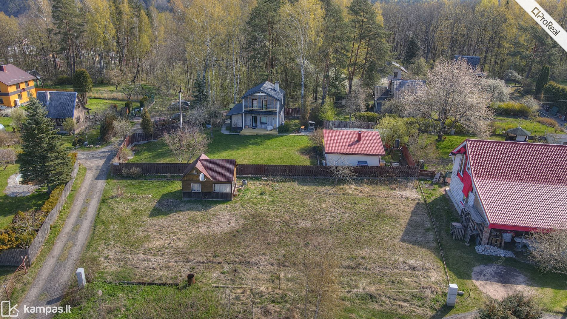 Main Image Trakų r. sav., Valai, Kanarėlių g.